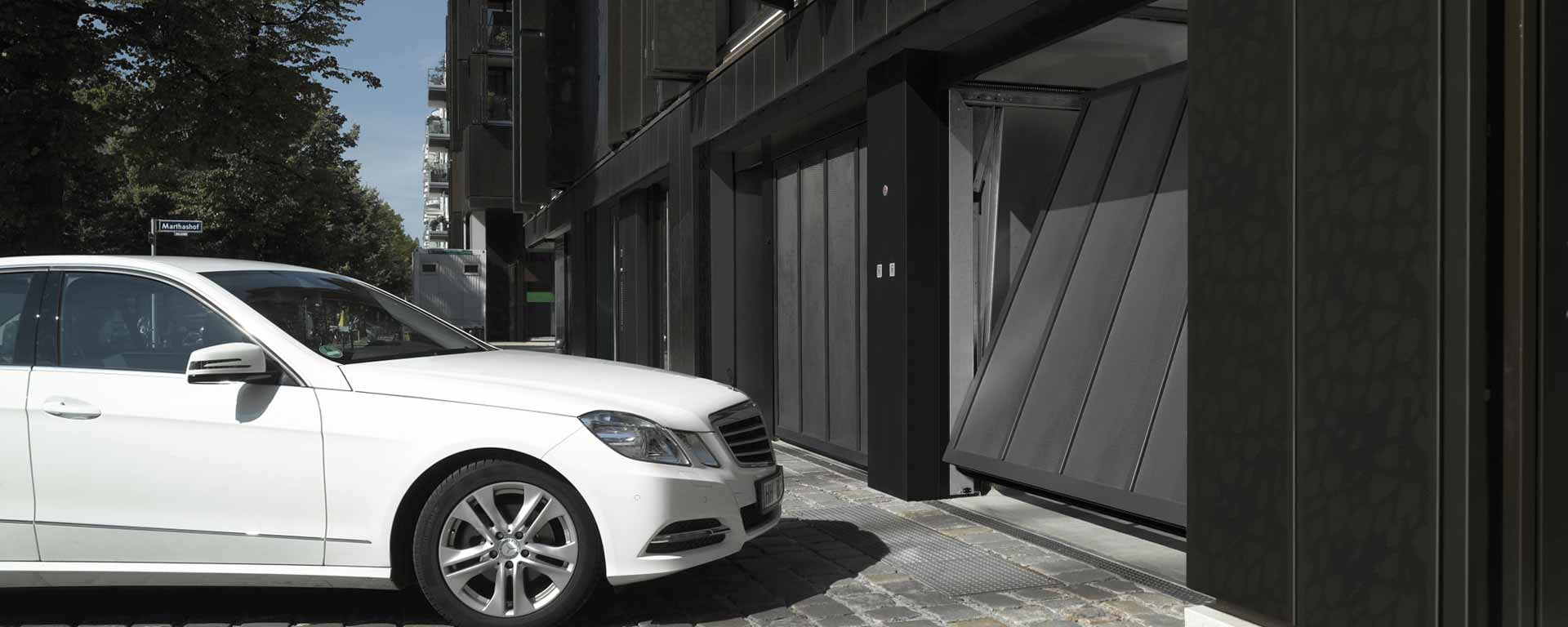 puertas de garaje comunitario